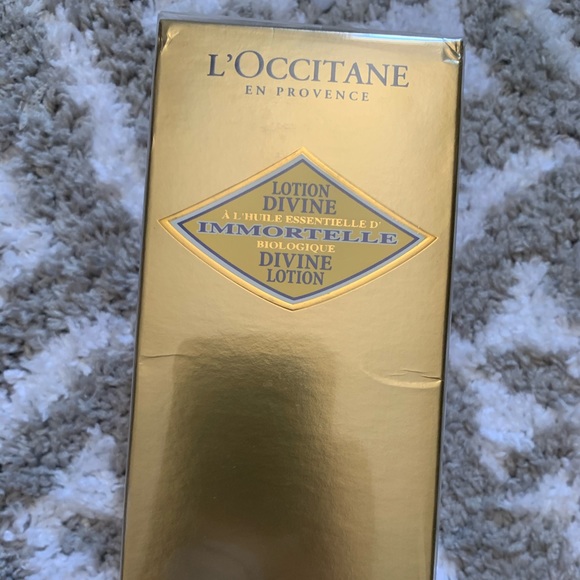 Other - Loccitane divine lotion